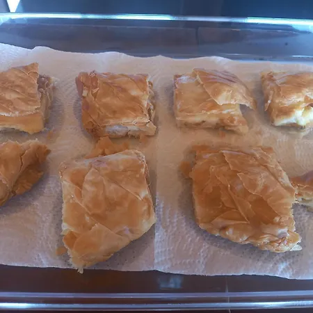 Musses House Апарт-отель Неа-Врасна