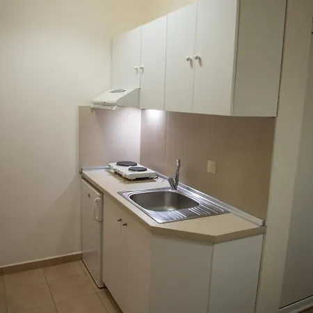 Musses House Апарт-отель Неа-Врасна