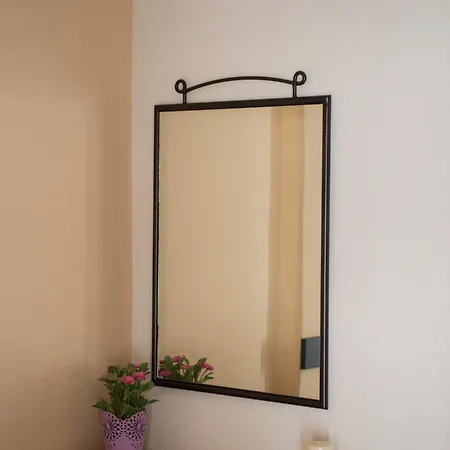 Musses House 4* Неа-Врасна