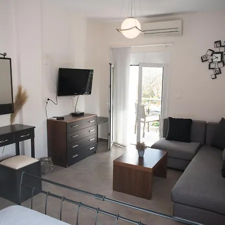 Musses House Βρασνά