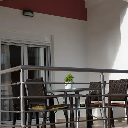 Musses House 4* Βρασνά