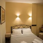מלון דירות Musses House 4*