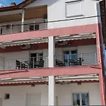 Musses House Vrasná