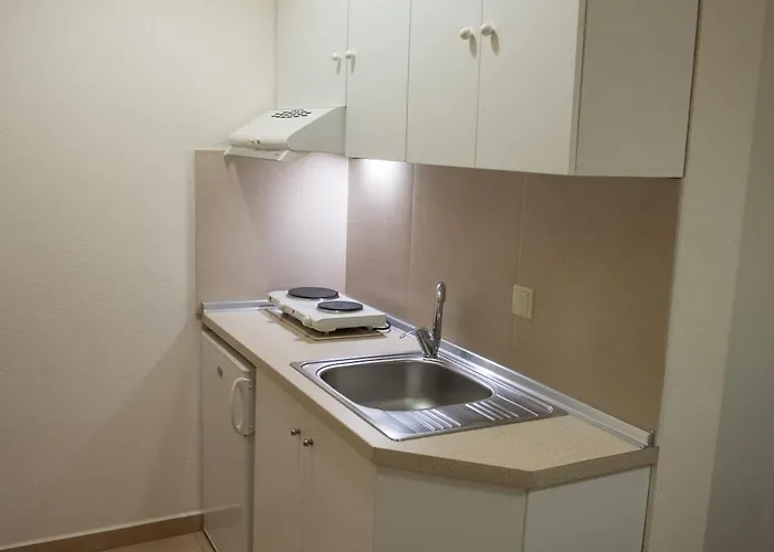Musses House מלון דירות Vrasná